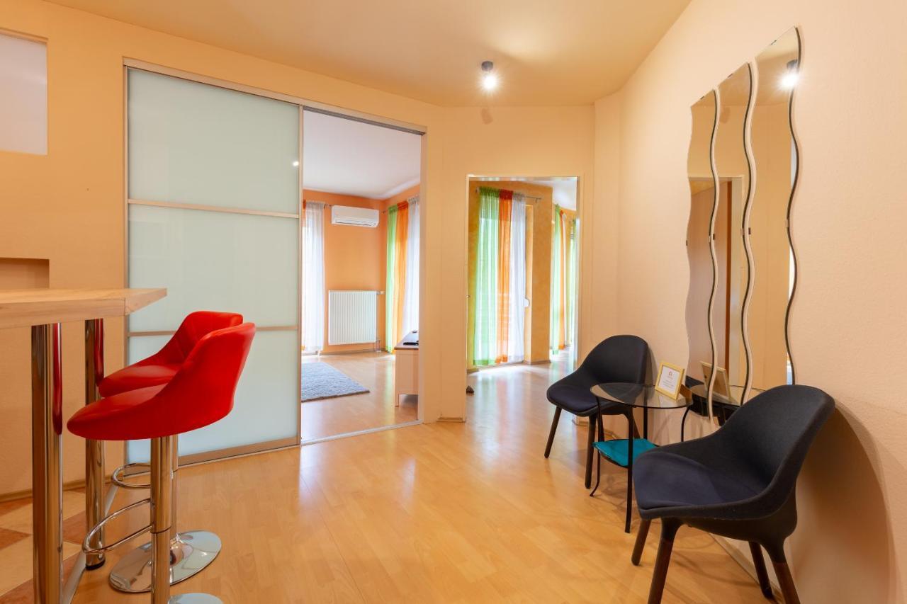 M36 Mester Apartment Budapest Eksteriør billede